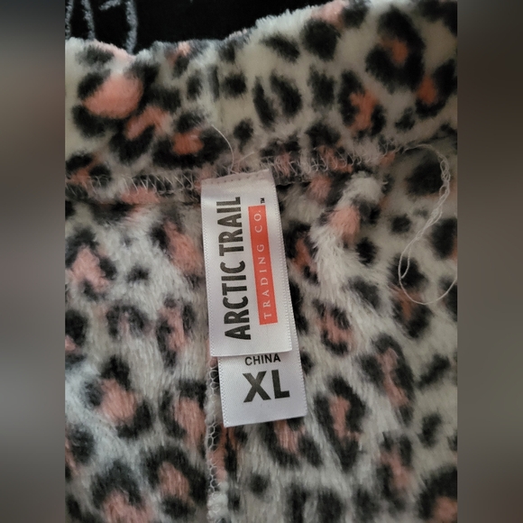Arctic trail plush fleece pj pants, Leopard print. Women's xl. - Picture 3 of 10